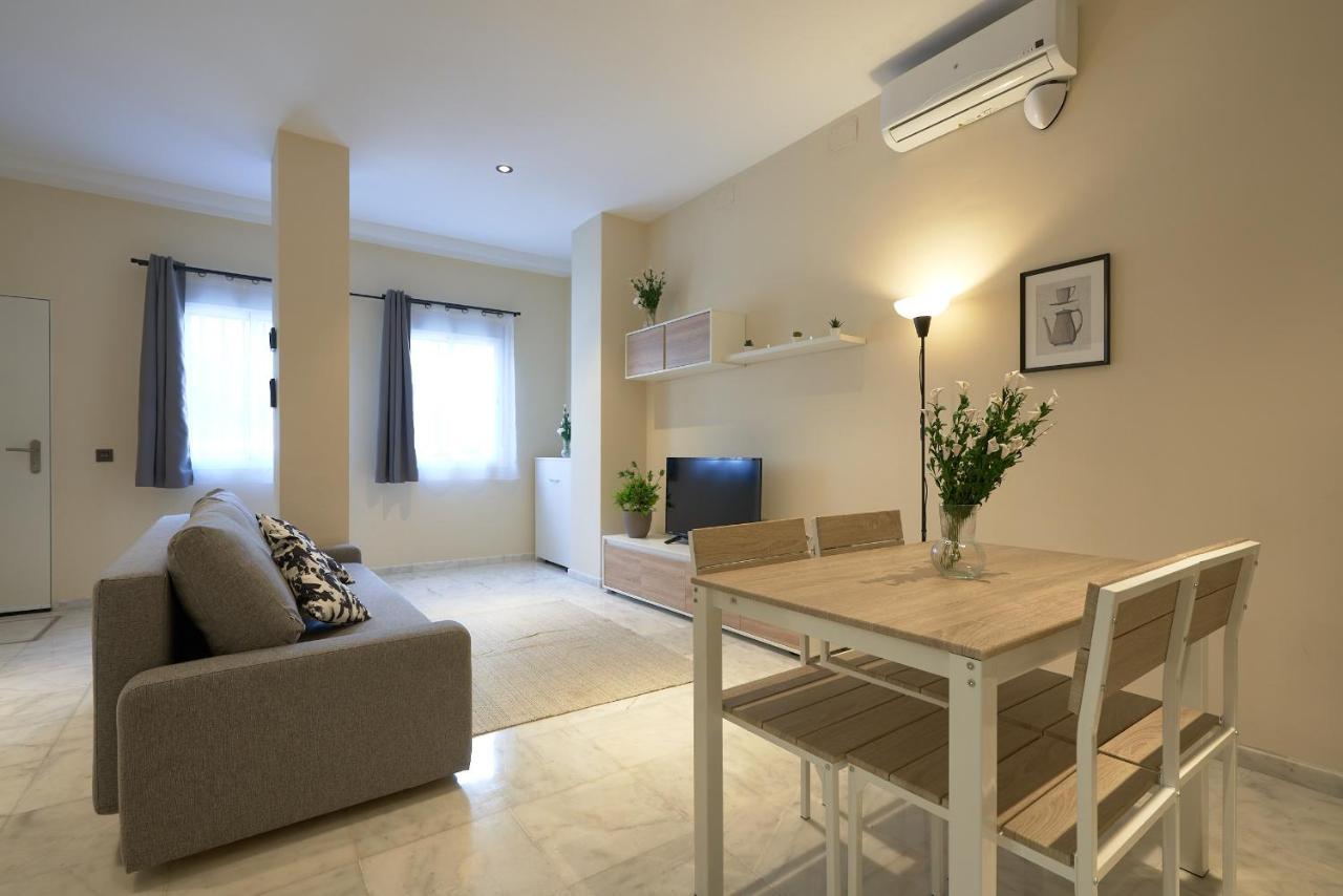 Apartamentos Tejares De Triana 塞维利亚 外观 照片